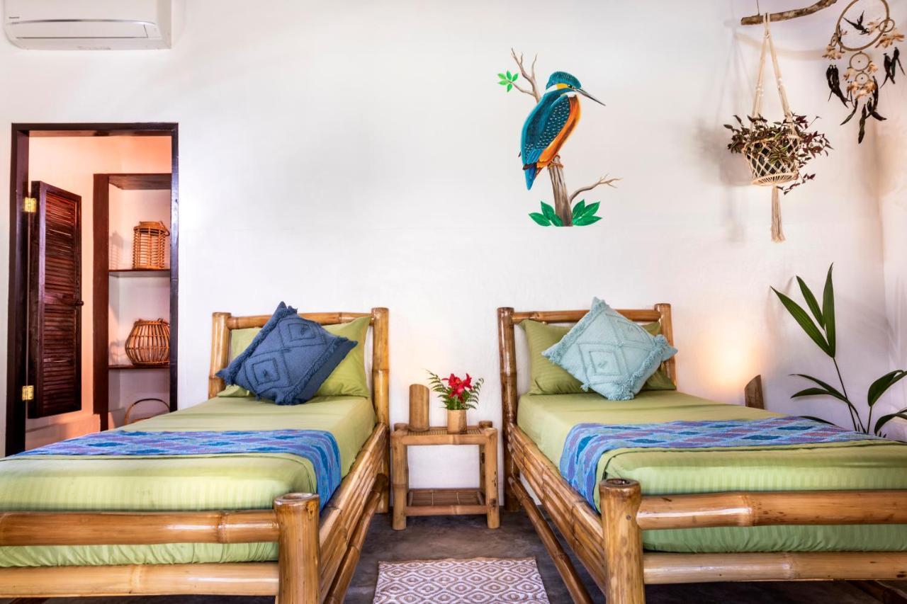 Three Little Birds Resort Анда Экстерьер фото